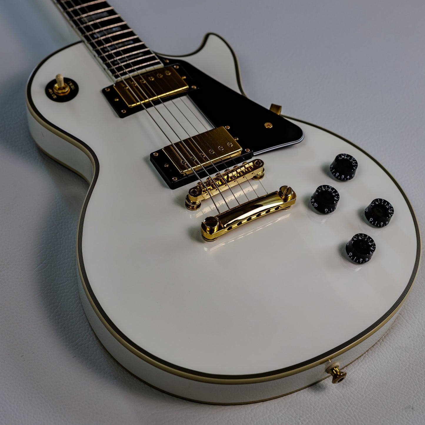 Epiphone Les Paul Custom 2019 - Present - Alpine White