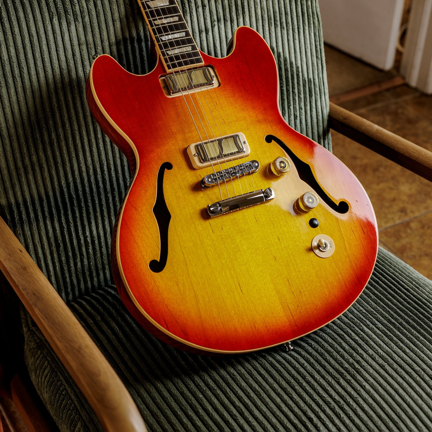 Gibson Midtown Standard P-90 2012 - 2014 - Heritage Cherry Sunburst
