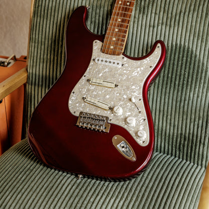 Fender Standard Stratocaster with Rosewood Fretboard 1998 - 2005 - Midnight Wine