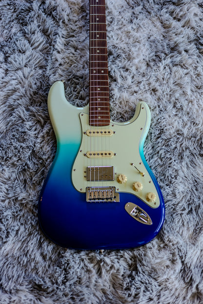 Fender Player Plus Stratocaster HSS with Pau Ferro Fretboard 2021 - Present - Belair Blue