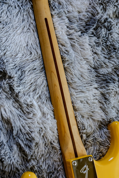 Fender Player Stratocaster HSS with Ebony Fretboard 2021 - Ferrari Yellow