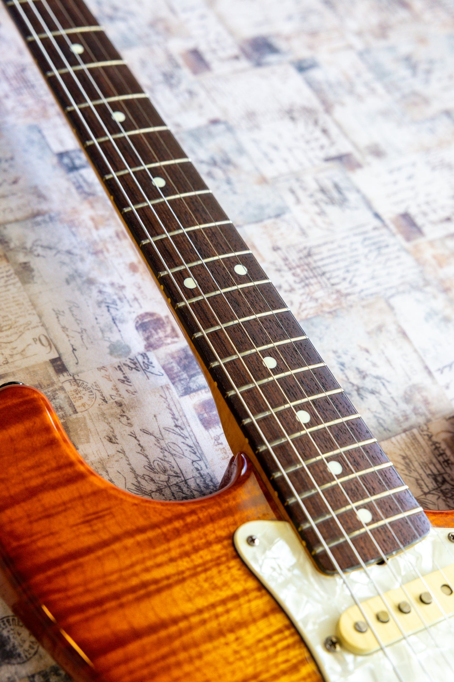 Fender Foto Flame Stratocaster MIJ