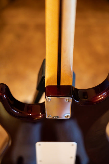 Fender Standard Stratocaster with Maple Fretboard 2006 - 2014 - Midnight Wine