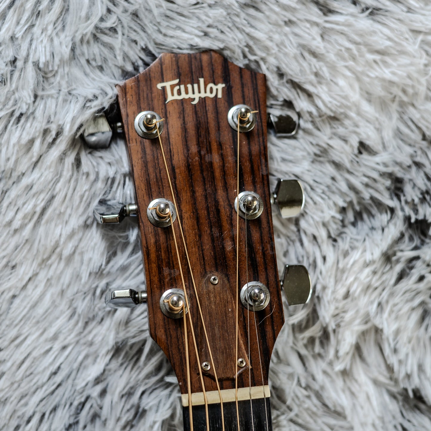 Taylor 214ce DLX with ES2 Electronics 2014 - Present - Natural