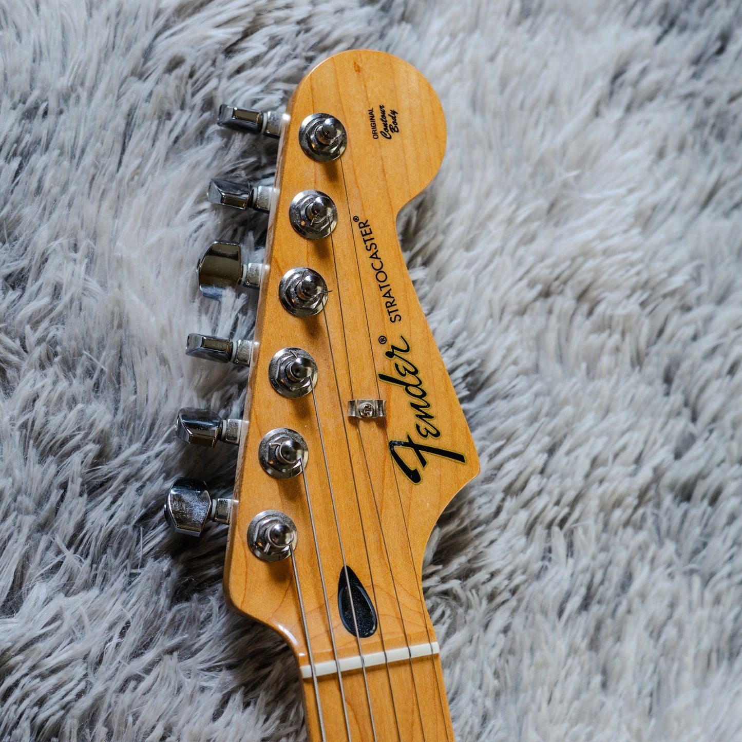 Fender Standard Stratocaster HSS Plus Top with Maple Fretboard 2013 - 2017 - Cherry Burst