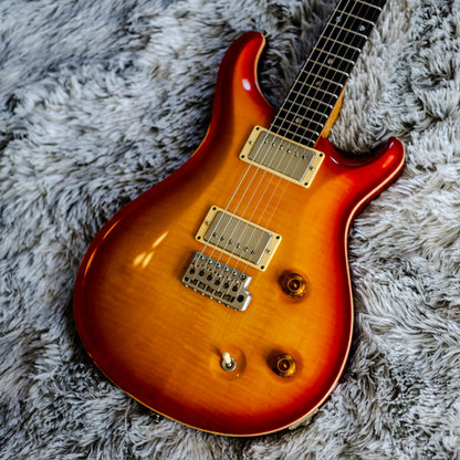 PRS CE 22 Maple Top Tremolo 1994 - 2004 - Cherry Sunburst