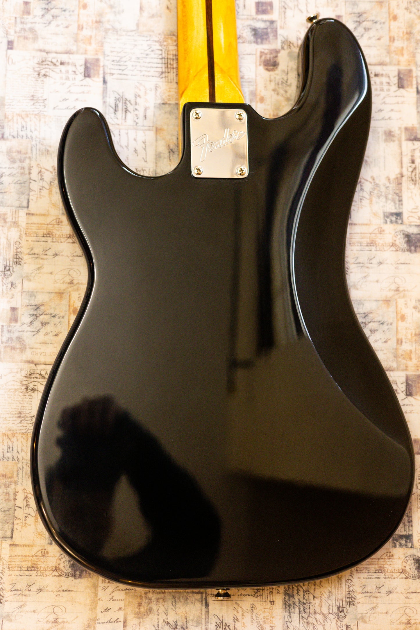 Fender Player Precision Bass with Pau Ferro Fretboard 2018 - Present - Black