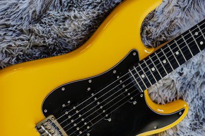 Fender Player Stratocaster HSS with Ebony Fretboard 2021 - Ferrari Yellow