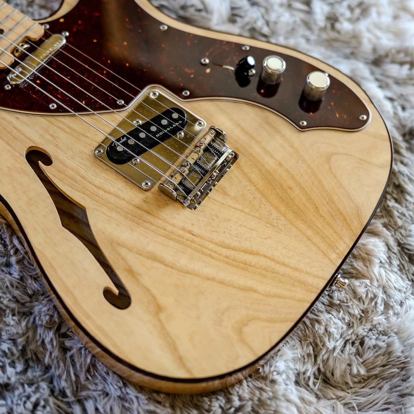 Fender American Elite Telecaster Thinline with Maple Fretboard 2016 - 2019 - Natural