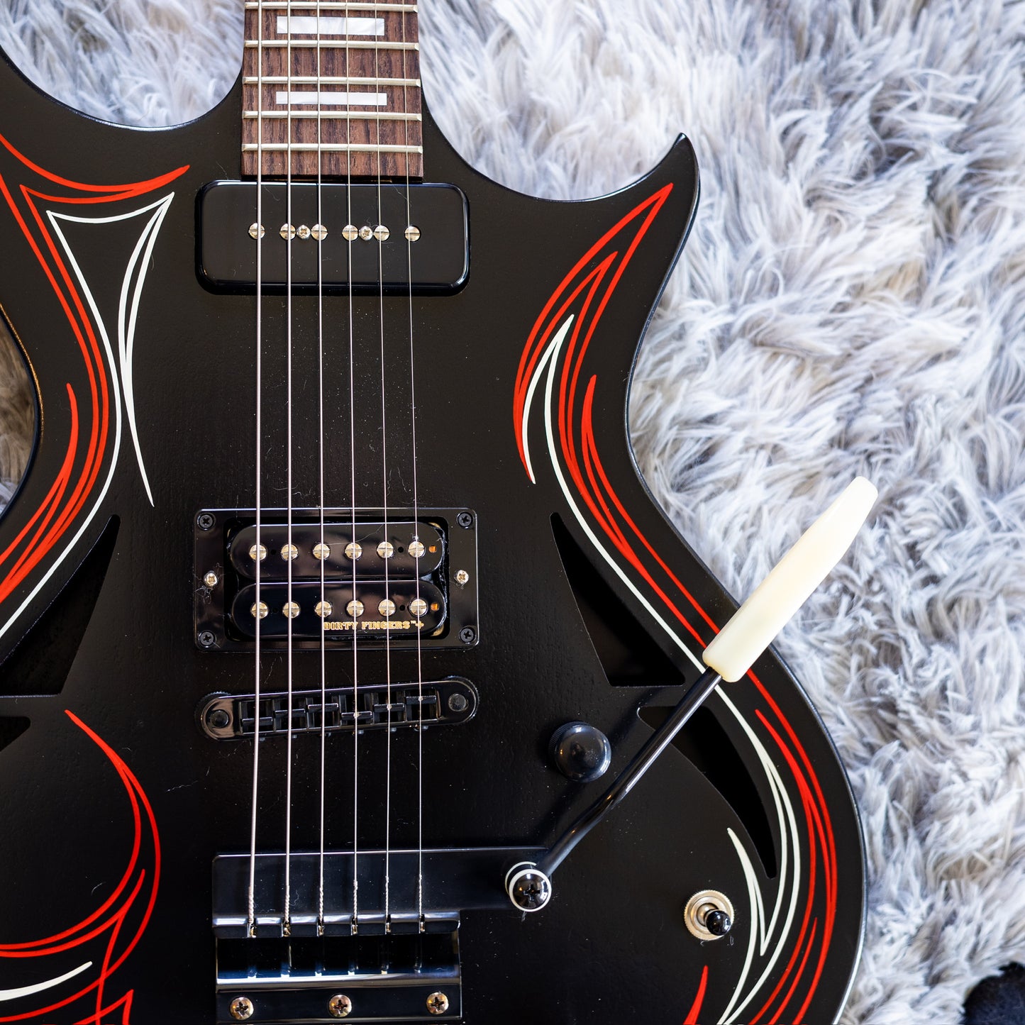 RARE Gibson N-225 2013 - Ebony with Pinstripe