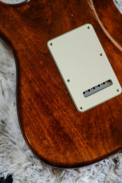 Fender USA Nitro Satin Series Stratocaster 2012 - 2014 - Honeyburst