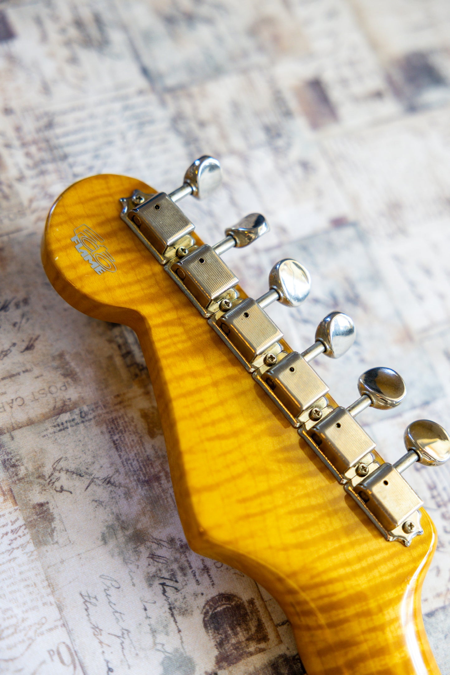 Fender Foto Flame Stratocaster MIJ