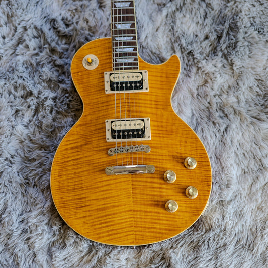 RARE Slash Limited Run Custom Shop Les Paul — AAA flame top, killer tone, clean shape.