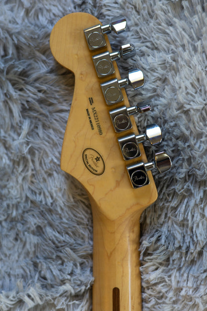 Fender Player Stratocaster HSS with Maple Fretboard 2021 - Sonic Blue