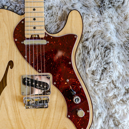 Fender American Elite Telecaster Thinline with Maple Fretboard 2016 - 2019 - Natural