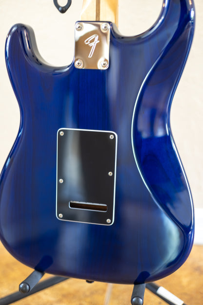 STUNNING Fender Player Stratocaster HSS Plus Top with Maple Fretboard 2019 - 2021 - Blue Burst