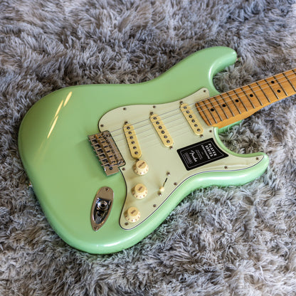 Fender Player Stratocaster with Maple Fretboard 2019 - 2021 - Surf Pearl