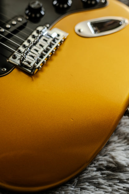 ULTRA RARE Fender Standard Stratocaster Satin with Maple Fretboard 2014 - Blaze Gold