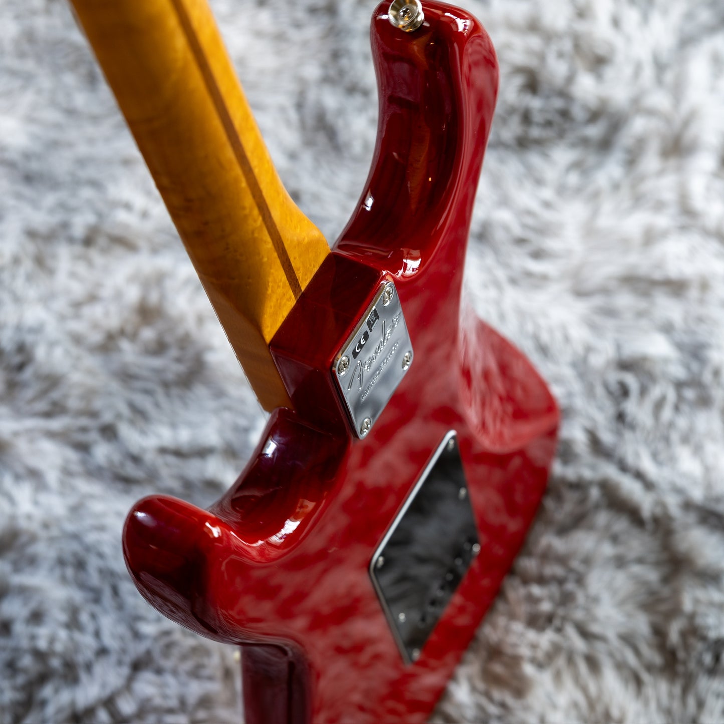 Fender Rarities Series Flame Ash Top American Original '60s Stratocaster with Birdseye Maple Neck 2019 - Plasma Red Burst