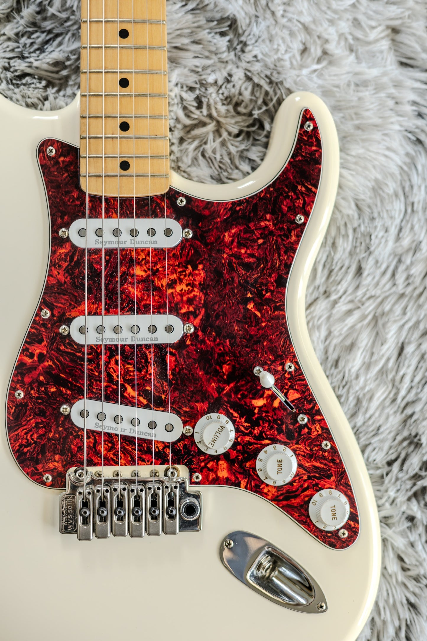 Fender Player Stratocaster with Maple Fretboard 2021 - Present - Olympic Pearl