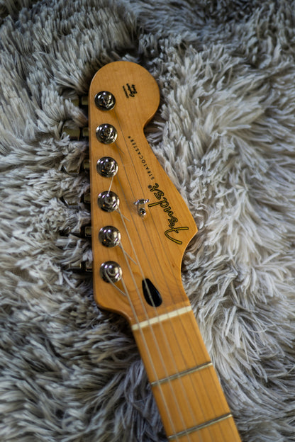 Limited Edition Fender Player Stratocaster with Maple Fretboard 2019 - 2021 - Surf Pearl