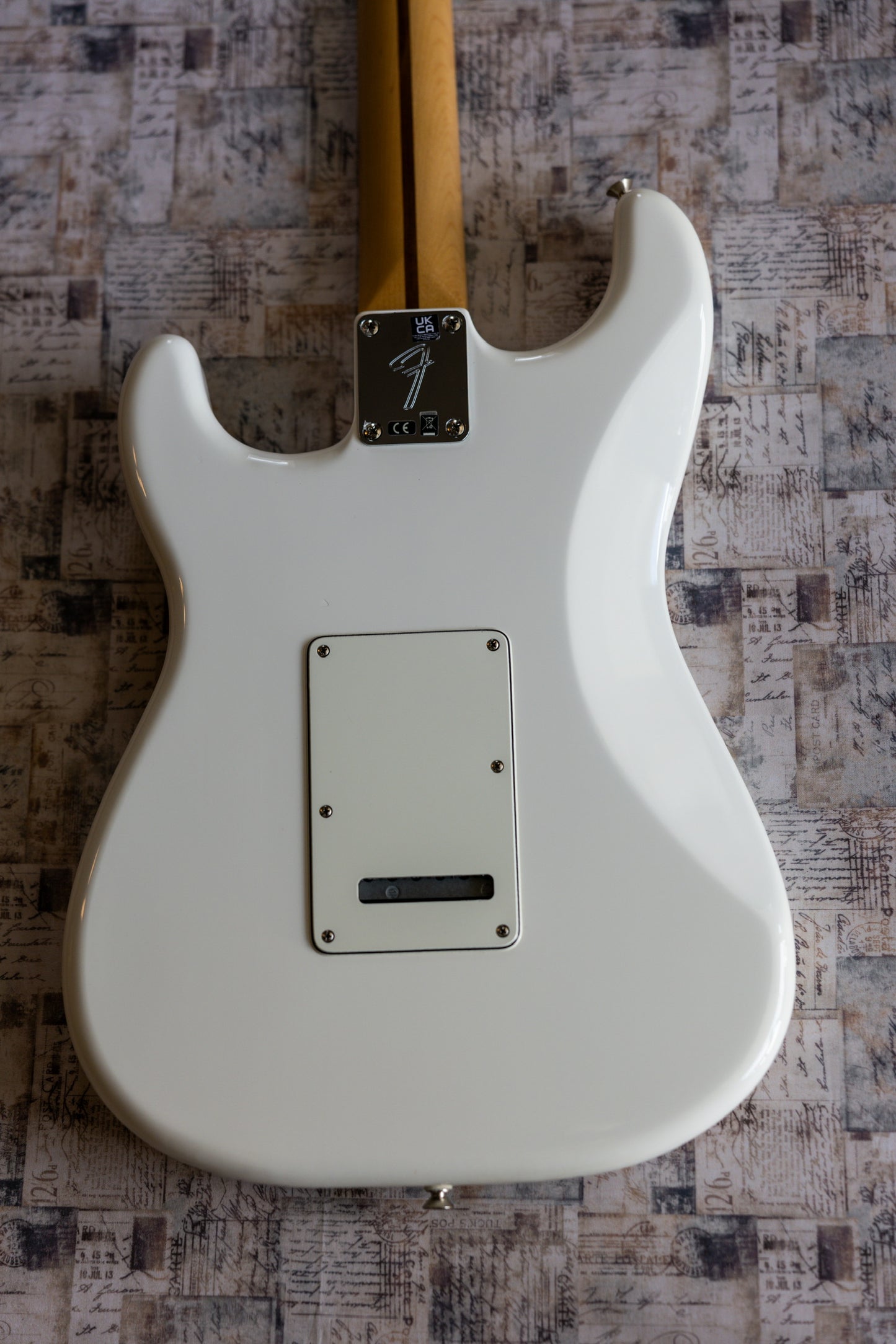 Fender Player Stratocaster with Maple Fretboard 2018 - Present - Polar White