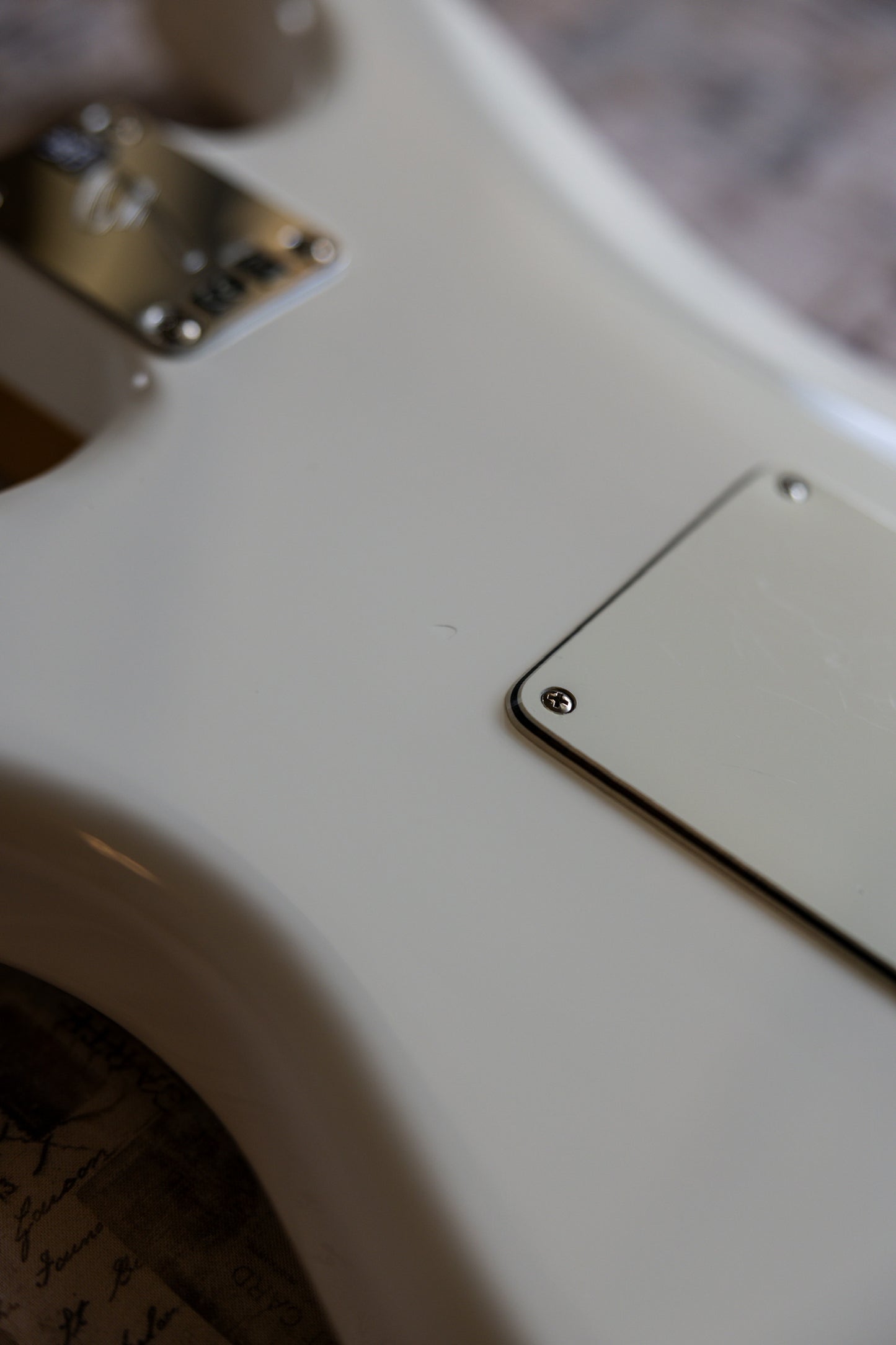 Fender Player Stratocaster with Maple Fretboard 2018 - Present - Polar White