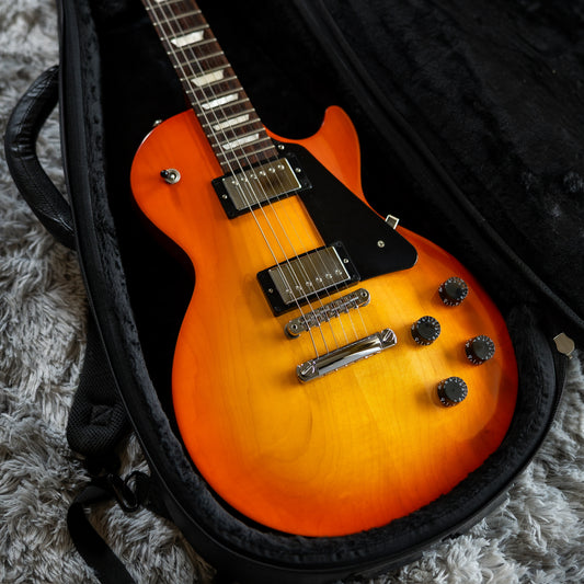 STUNNING Gibson Les Paul Studio without Fretboard Binding 2019 - 2024 - Tangerine Burst