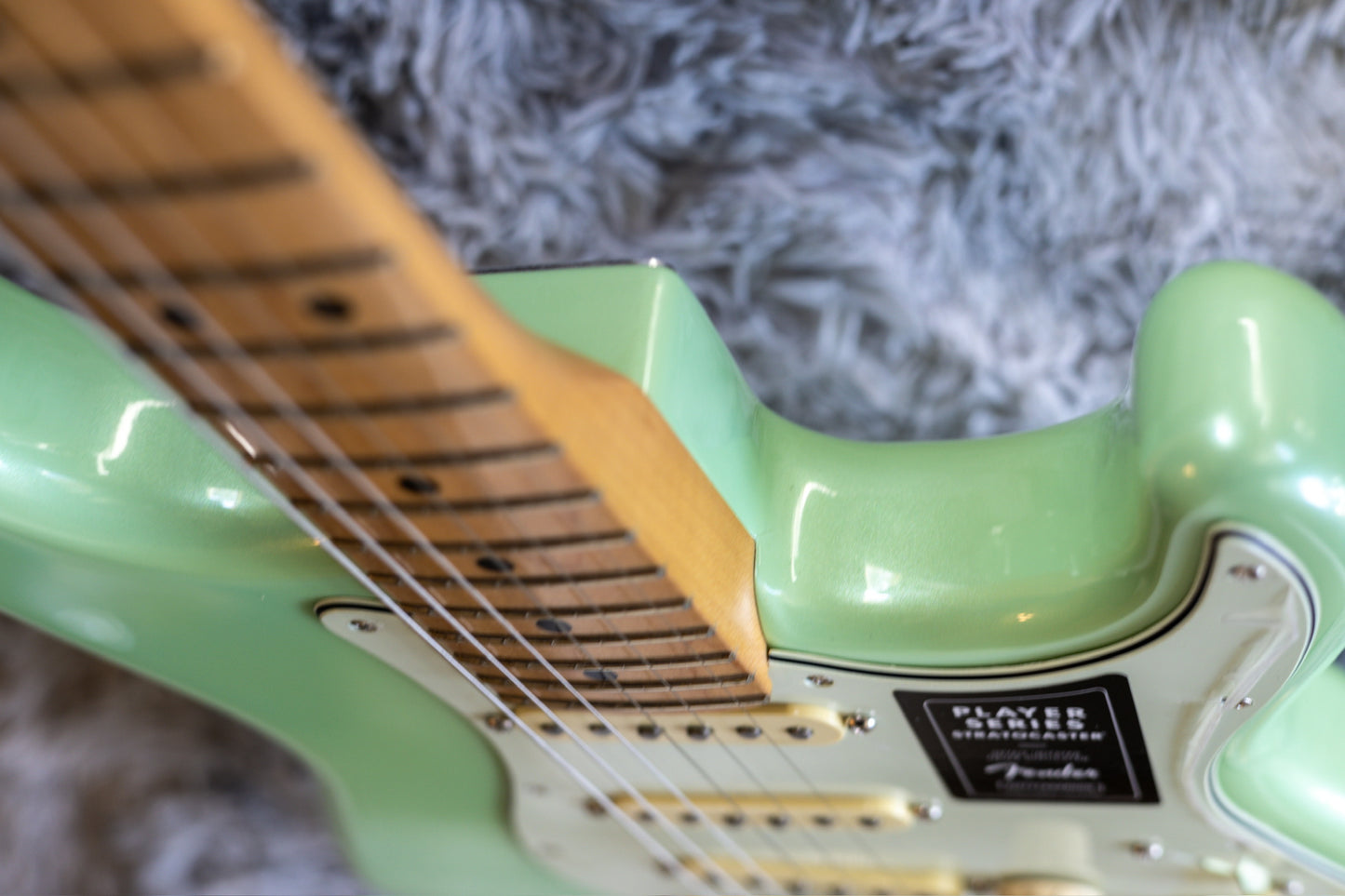 Fender Player Stratocaster with Maple Fretboard 2019 - 2021 - Surf Pearl