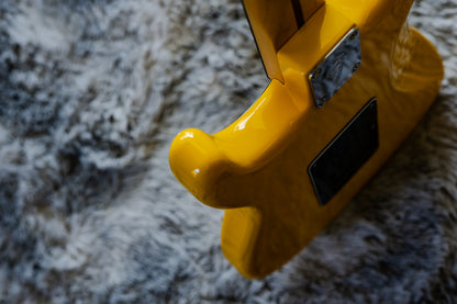 Fender Player Stratocaster HSS with Ebony Fretboard 2021 - Ferrari Yellow