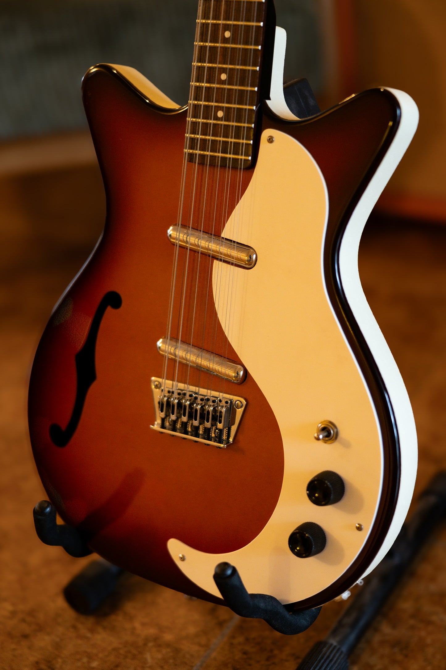 Danelectro 59M 12-String 2010s - Tobacco Sunburst