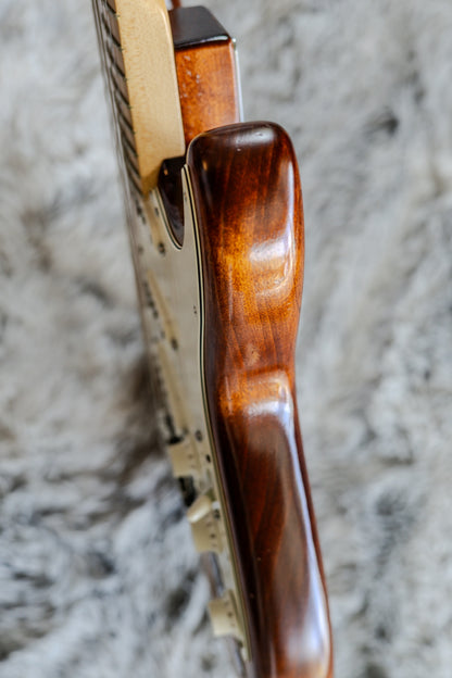 Fender USA Nitro Satin Series Stratocaster 2012 - 2014 - Honeyburst