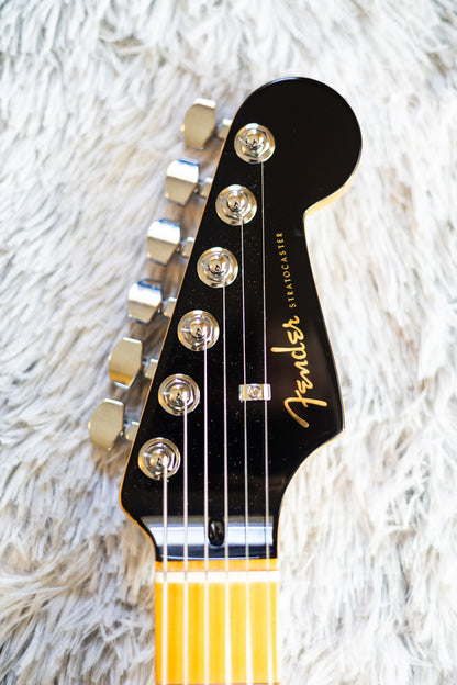 Fender American Ultra Luxe Stratocaster with Maple Fretboard 2021 - Present - 2-Color Sunburst