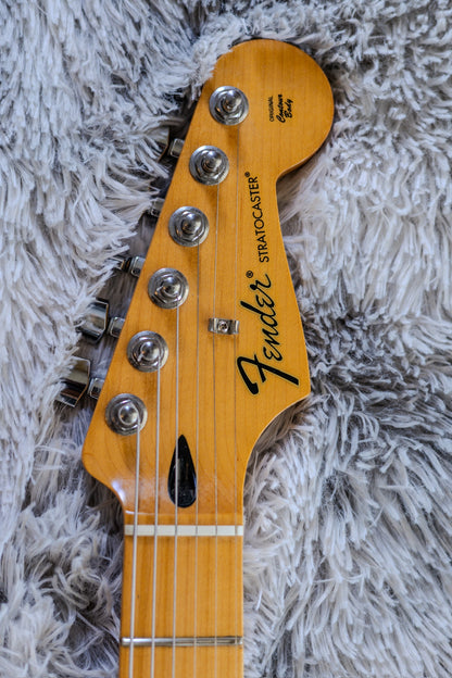 Fender Standard Stratocaster with Maple Fretboard 2006 - 2017 - Brown Sunburst