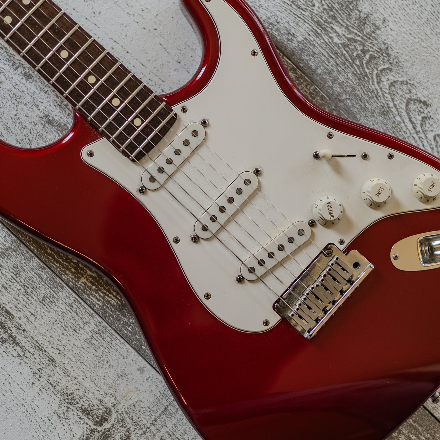 Fender American Standard Stratocaster with Rosewood Fretboard 1996 - Candy Apple Red