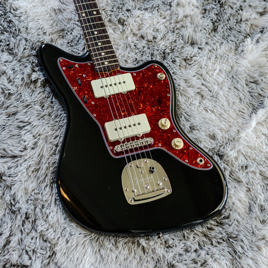 Fender Classic Player Jazzmaster Special with Pau Ferro Fretboard 2018 - 2019 - Black