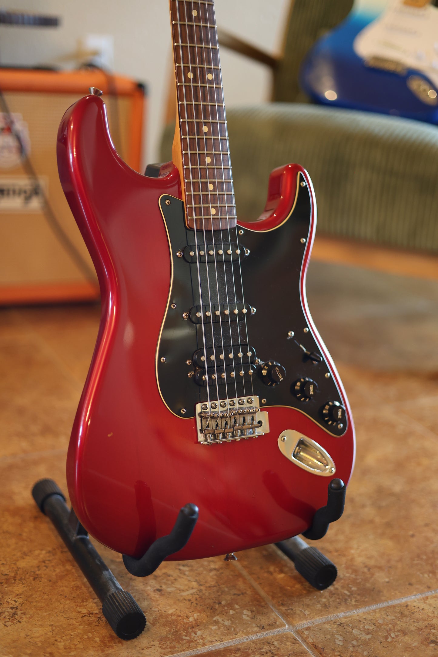 Fender FSR Limited Edition Standard Stratocaster HSS with Rosewood Fretboard 2010s - Candy Red Burst