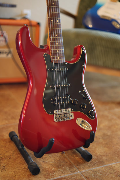 Fender FSR Limited Edition Standard Stratocaster HSS with Rosewood Fretboard 2010s - Candy Red Burst