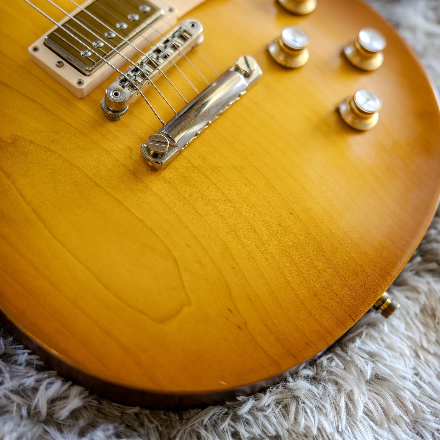 Gibson Les Paul Tribute T 2017 - Faded Honey Burst