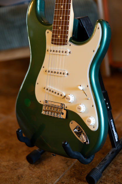 Fender Player Stratocaster with Pau Ferro Fretboard 2019 - 2021 - Sherwood Green Metallic