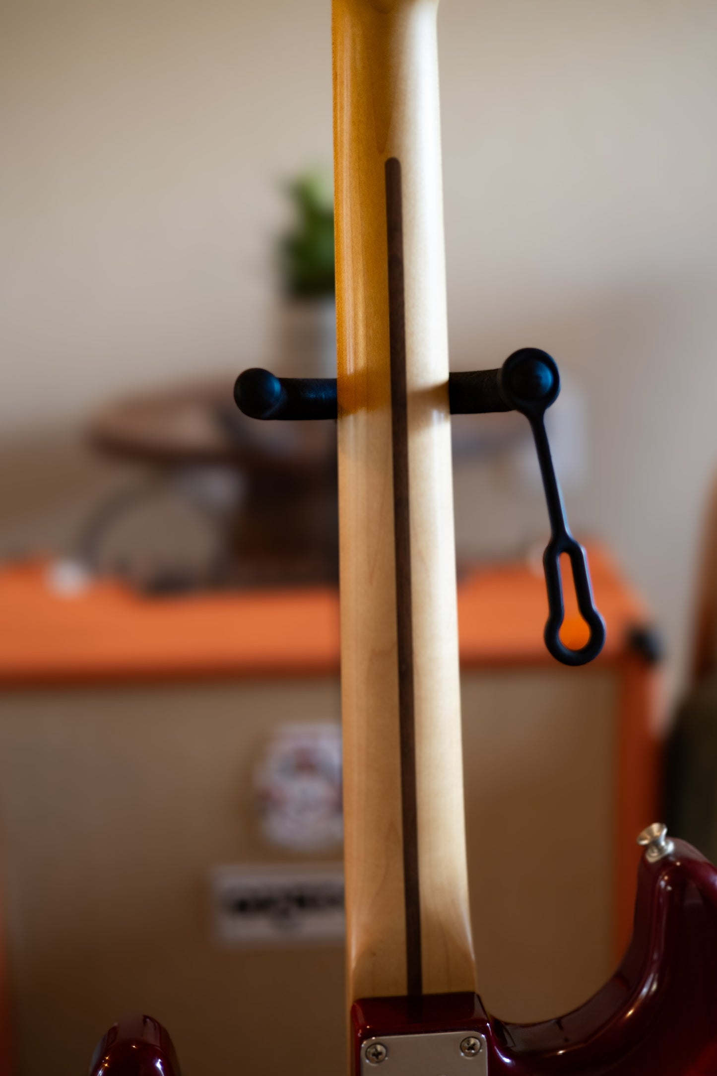 Fender Player Stratocaster Plus Top with Maple Fretboard 2019 Aged Cherry Burst