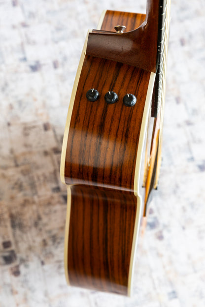 Taylor 214ce-SB DLX with ES2 Electronics 2014 - 2015 - Sunburst