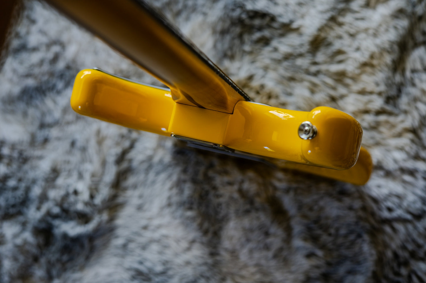 Fender Player Stratocaster HSS with Ebony Fretboard 2021 - Ferrari Yellow