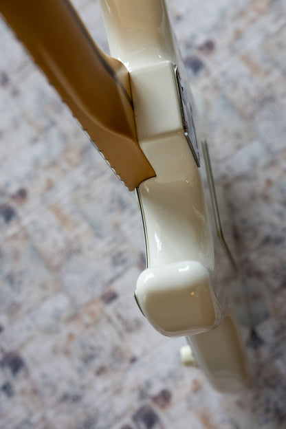 Fender Player Stratocaster with Maple Fretboard 2018 - Present - Polar White