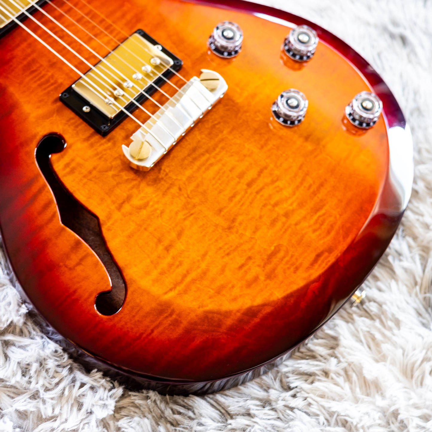 CLEAN PRS S2 Singlecut Semi-Hollow 2014 - 2019 - Dark Cherry Burst