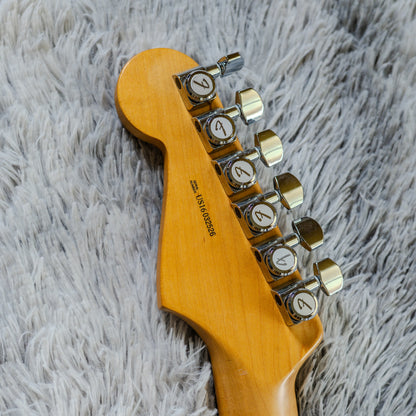 Fender American Elite Stratocaster with Rosewood Fretboard 2016 - 2019 - Sky Burst Metallic