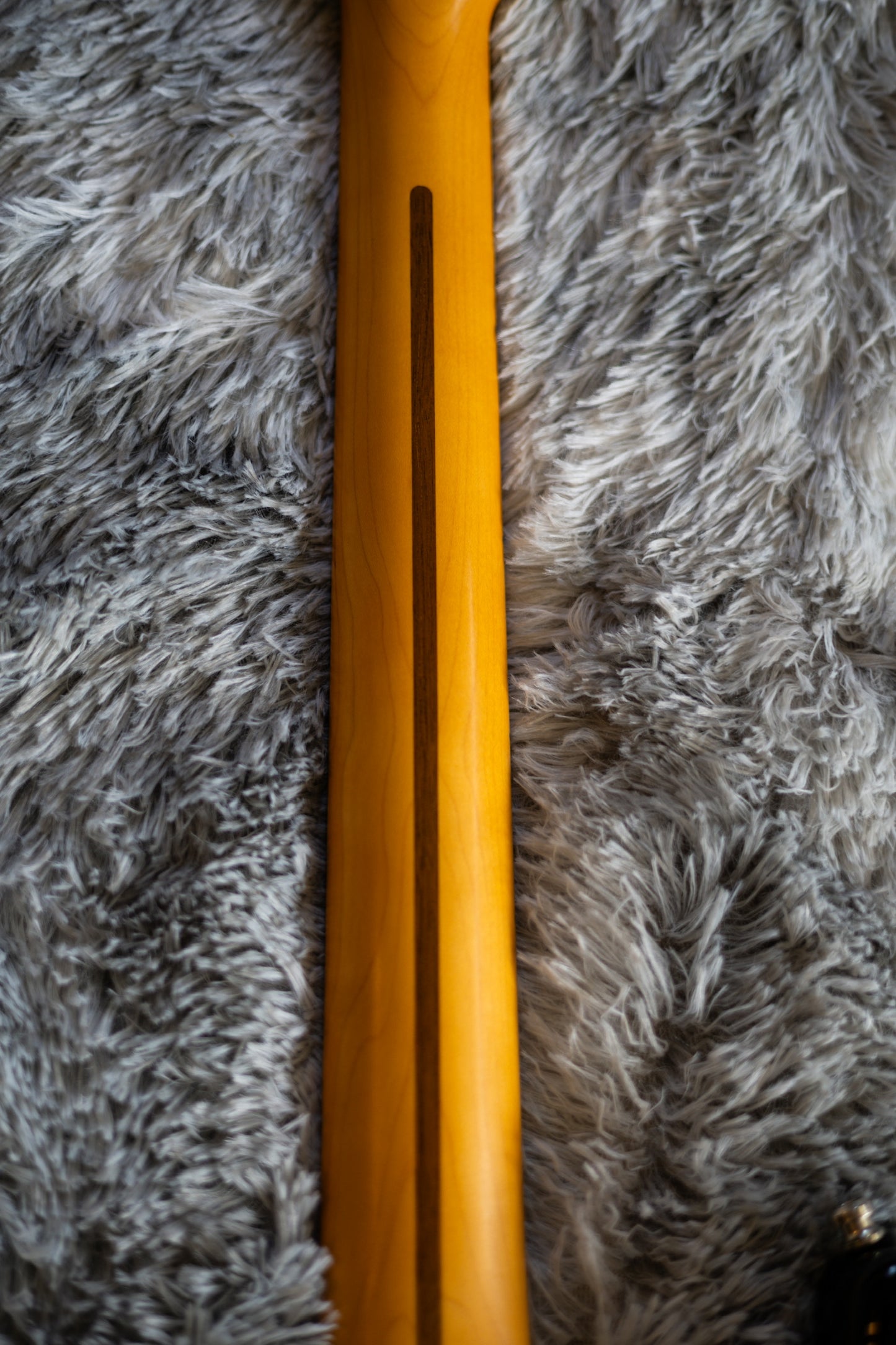 Fender American Ultra Luxe Stratocaster with Maple Fretboard 2021 - Present - 2-Color Sunburst