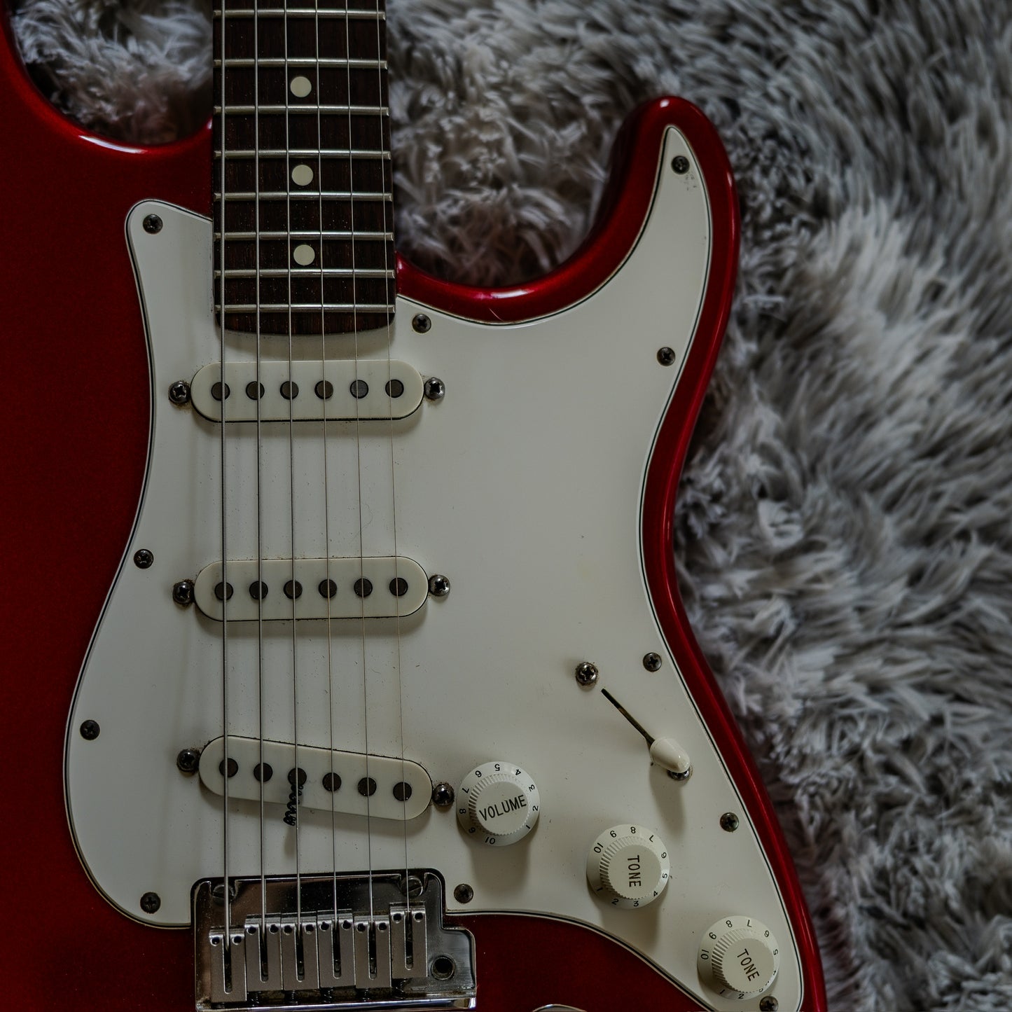 50th Anniversary Fender American Standard Stratocaster with Rosewood Fretboard 1996 - 1998 - Candy Apple Red