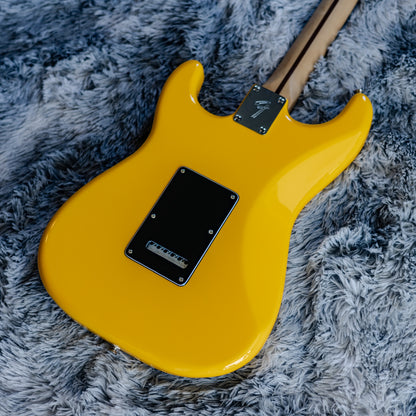 Fender Player Stratocaster HSS with Ebony Fretboard 2021 - Ferrari Yellow