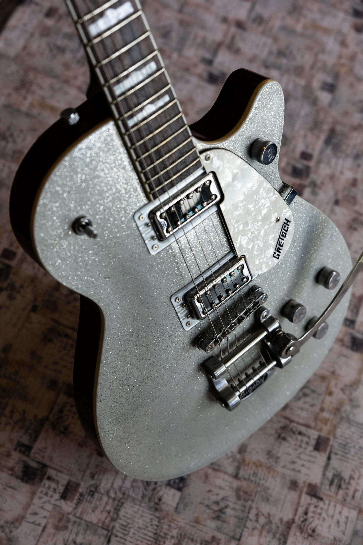 Gretsch G5439T Electromatic Pro Jet with Black Top Filter'Tron Pickups and Bigsby 2014 - 2017 - Silver Sparkle